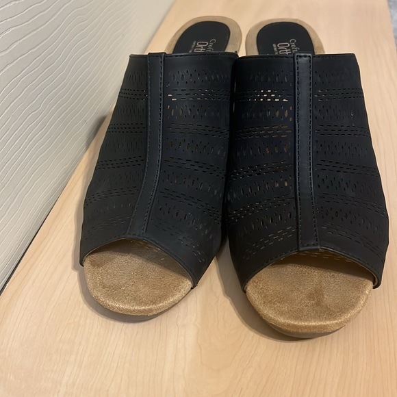 Croft & Barrow Ortholite Black Wedge Slide Sandals - Picture 5 of 15